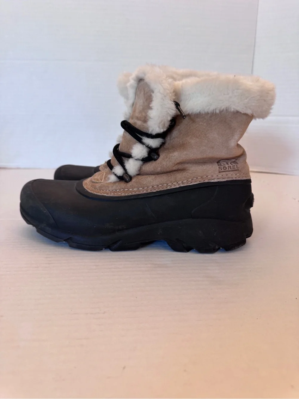 Sorel Women Snow Angel Lace Insulated Winter Boots Rootbeer/Black Size 7.5